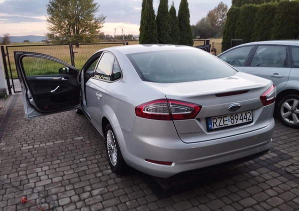 Ford Mondeo cena 32400 przebieg: 168000, rok produkcji 2013 z Boguchwała małe 29